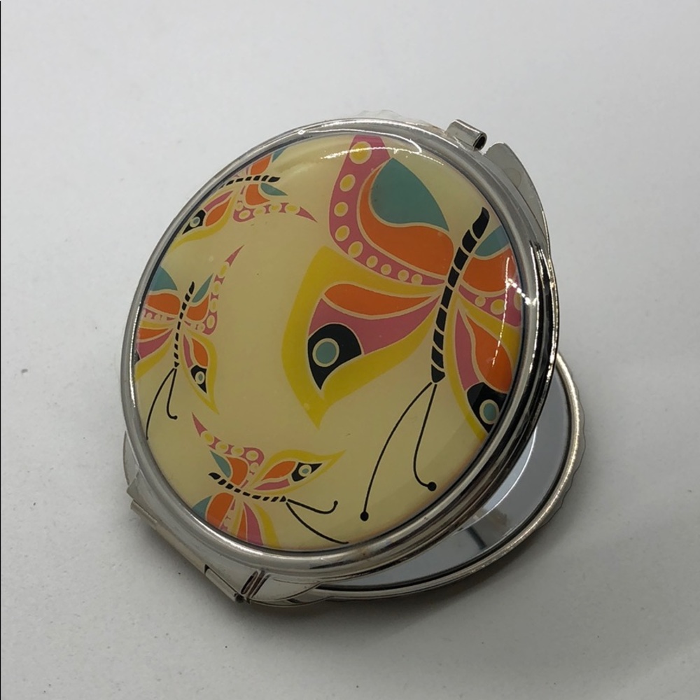 Butterfly Compact Mirror - Picture 2 of 5